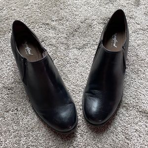 Black leather women’s shoes
